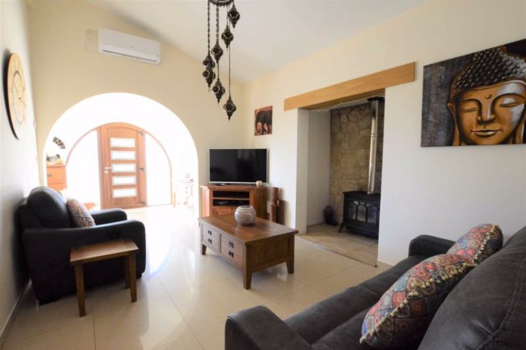 4 Bedroom House for Sale in Tala, Paphos District