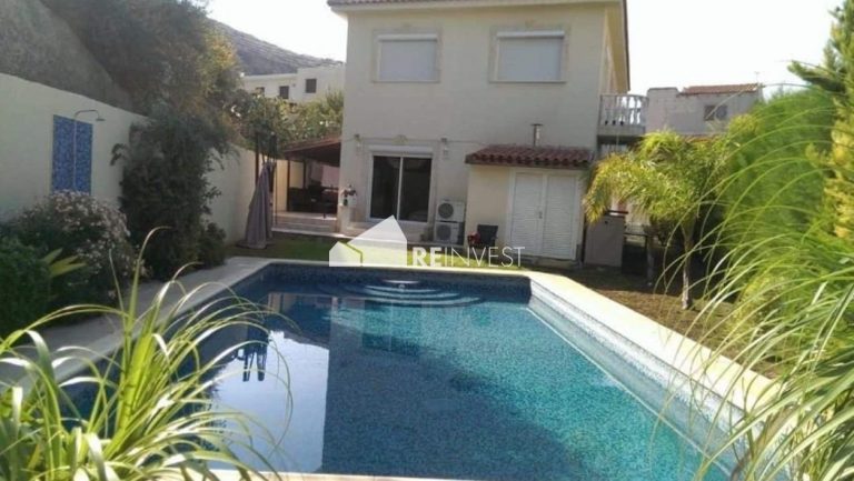 3 Bedroom House for Sale in Germasogeia, Limassol District