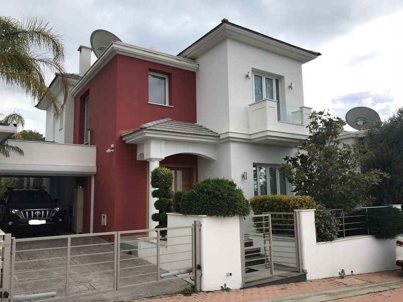 5 Bedroom Villa for Sale in Limassol