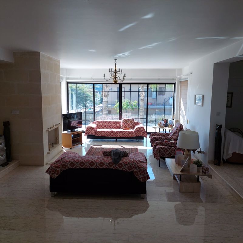 4 Bedroom Villa for Sale in Pyrgos Lemesou, Limassol District