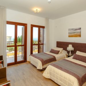 6+ Bedroom House for Sale in Paphos District