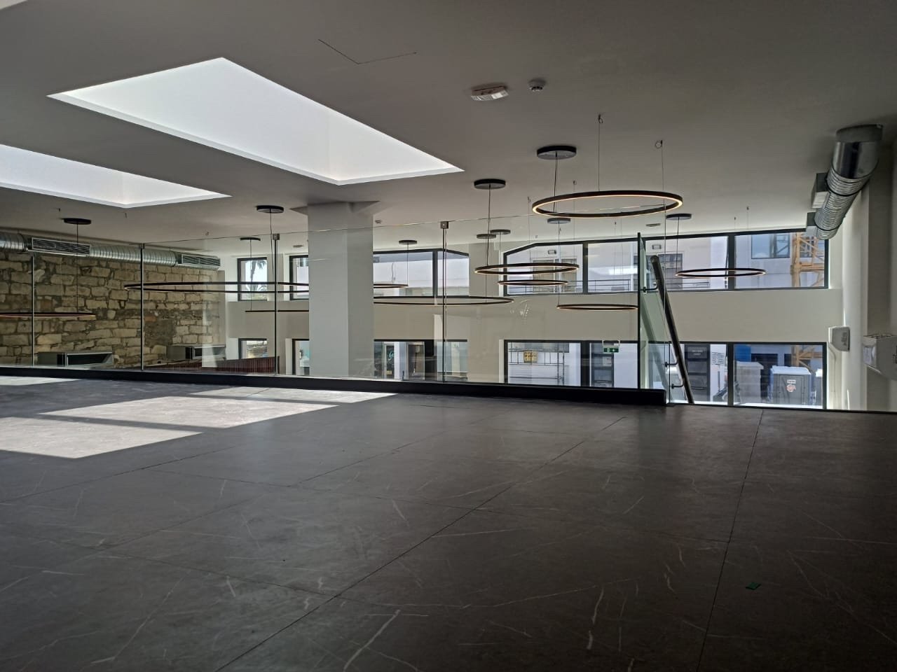 1002m² Building for Rent in Limassol District