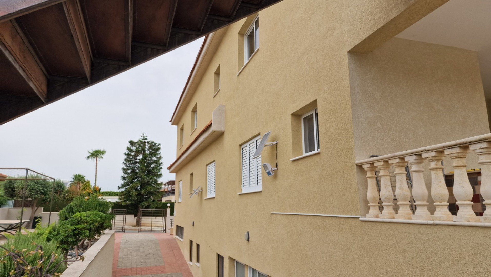 6+ Bedroom House for Rent in Kolossi, Limassol District