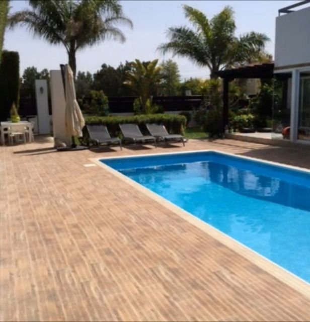 4 Bedroom House for Rent in Potamos Germasogeias, Limassol District