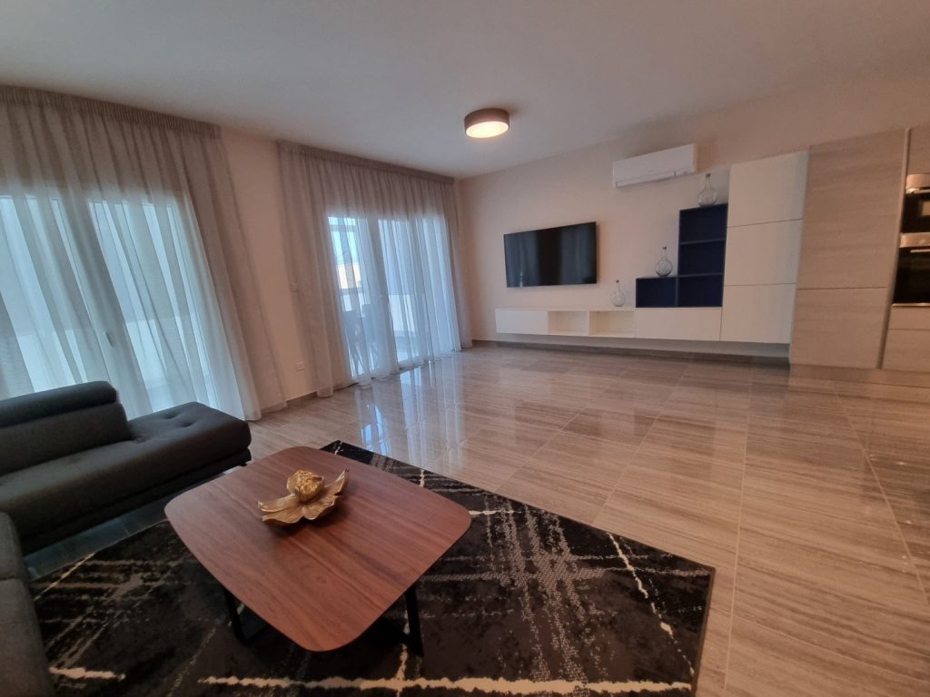 4 Bedroom Apartment for Rent in Parekklisia, Limassol District