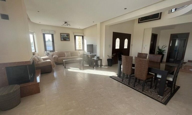 5 Bedroom House for Sale in Paphos District