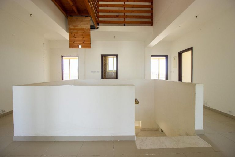 4 Bedroom House for Sale in Pyrga Larnakas, Larnaca District