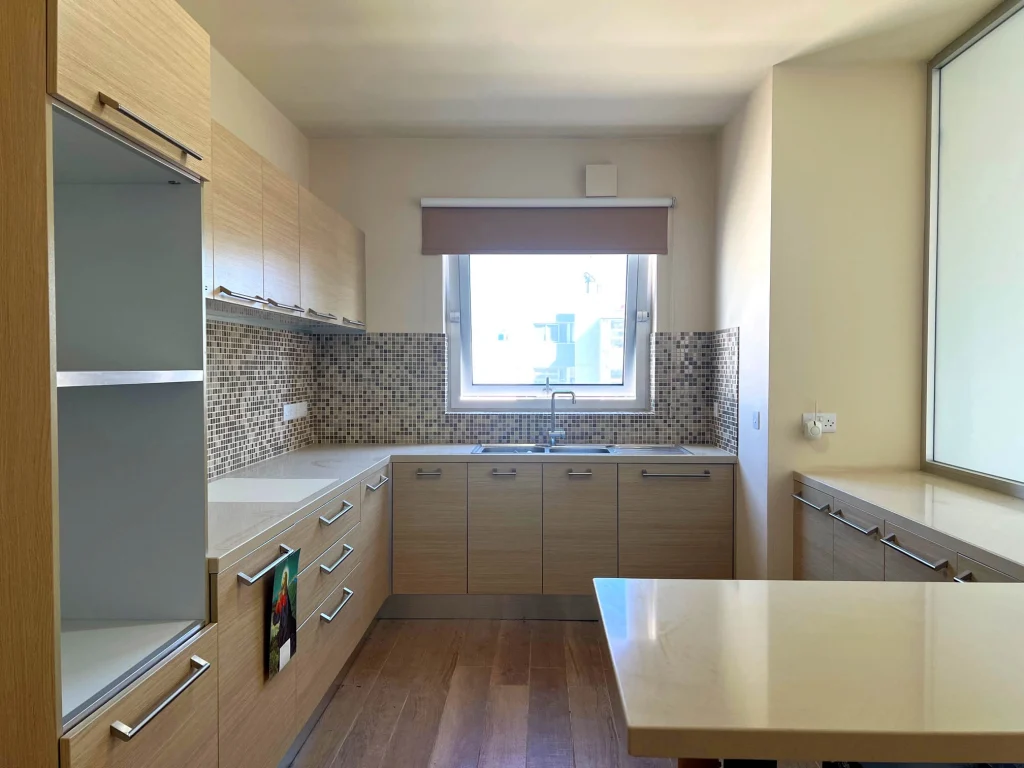 3 Bedroom Apartment for Sale in Agioi Omologites, Nicosia District