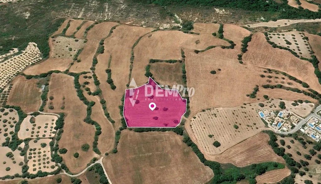 11,288m² Plot for Sale in Kato Akourdaleia, Paphos District