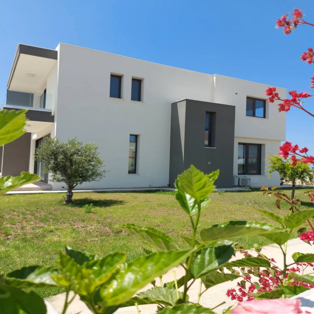 3 Bedroom House for Sale in Chlorakas, Paphos District