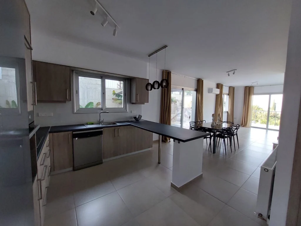 4 Bedroom House for Sale in Tala, Paphos District