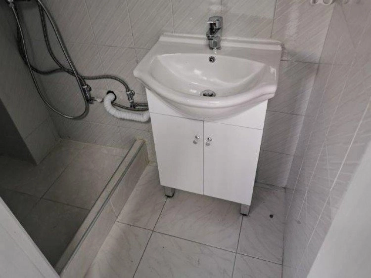 90m² Office for Rent in Limassol – Agia Zoni
