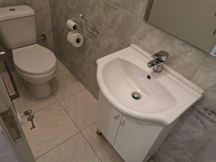 90m² Office for Rent in Limassol – Agia Zoni
