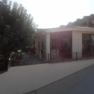 3 Bedroom House for Sale in Foinikaria, Limassol District