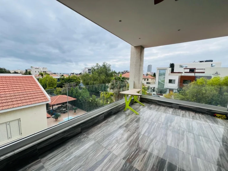 6+ Bedroom House for Sale in Limassol District