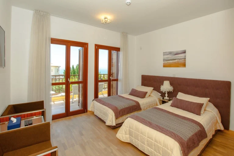 3 Bedroom House for Sale in Aphrodite Hills, Paphos District