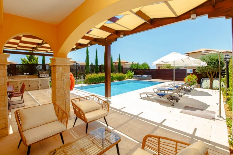 3 Bedroom House for Sale in Aphrodite Hills, Paphos District