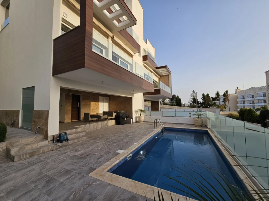 2 Bedroom Apartment for Sale in Kissonerga, Paphos District