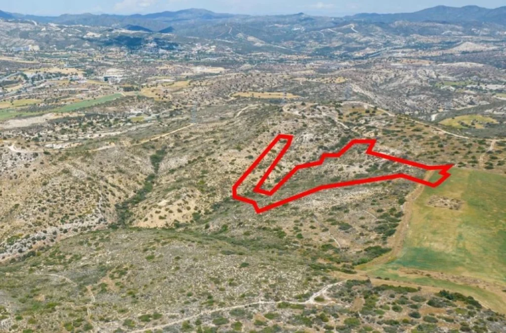 29,098m² Plot for Sale in Choirokoitia, Larnaca District