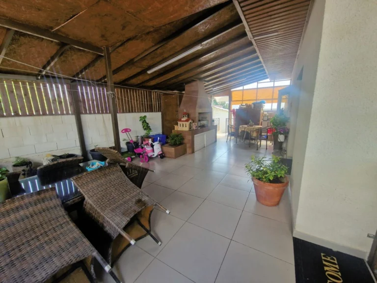 4 Bedroom House for Sale in Pano Kivides, Limassol District