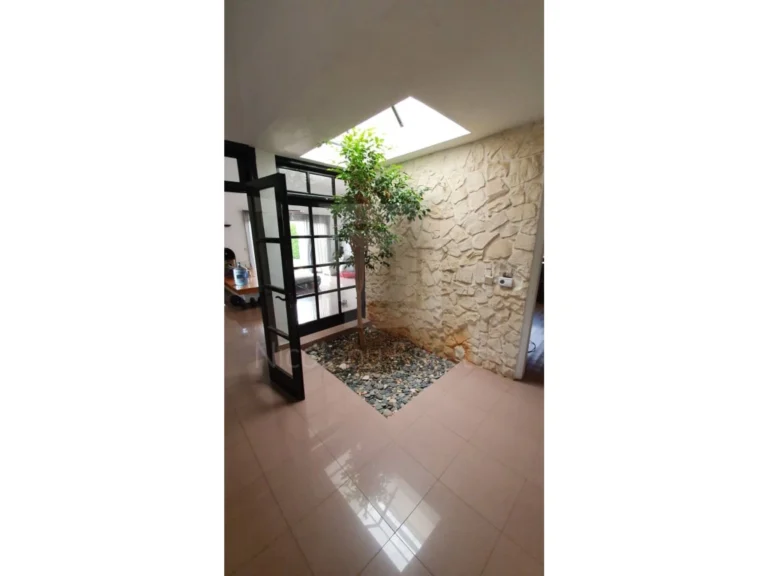 5 Bedroom House for Sale in Paralimni, Famagusta District