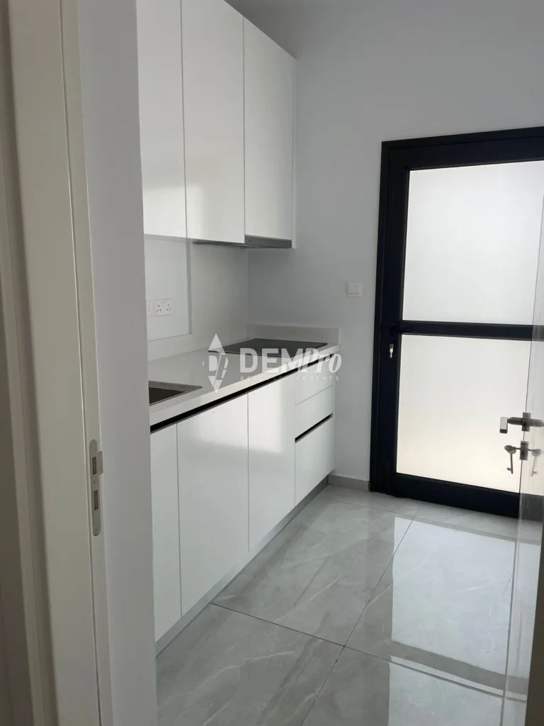 4 Bedroom House for Sale in Chlorakas, Paphos District