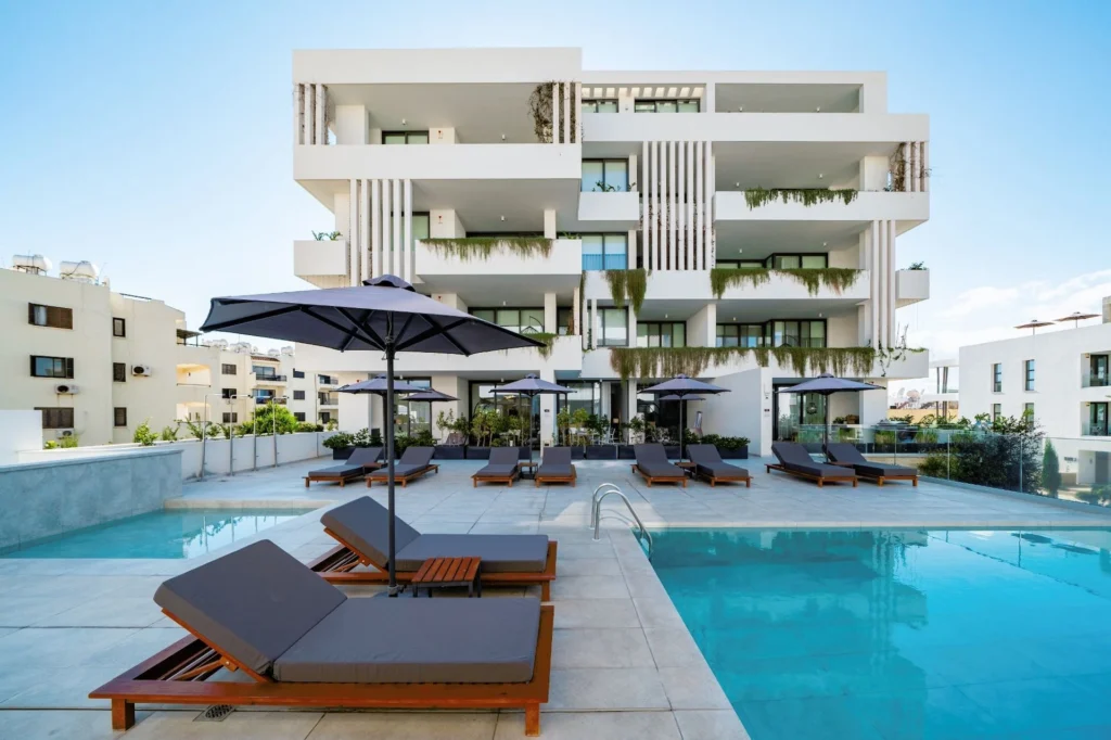 3 Bedroom Apartment for Sale in Tombs Of the Kings, Paphos District