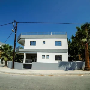 3 Bedroom Apartment for Sale in Tombs Of the Kings, Paphos District