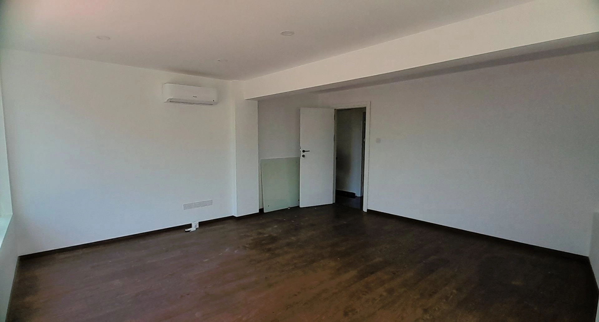 36m² Office for Rent in Paphos District