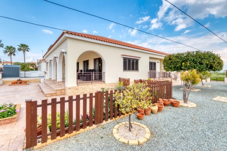 3 Bedroom House for Sale in Xylofagou, Famagusta District