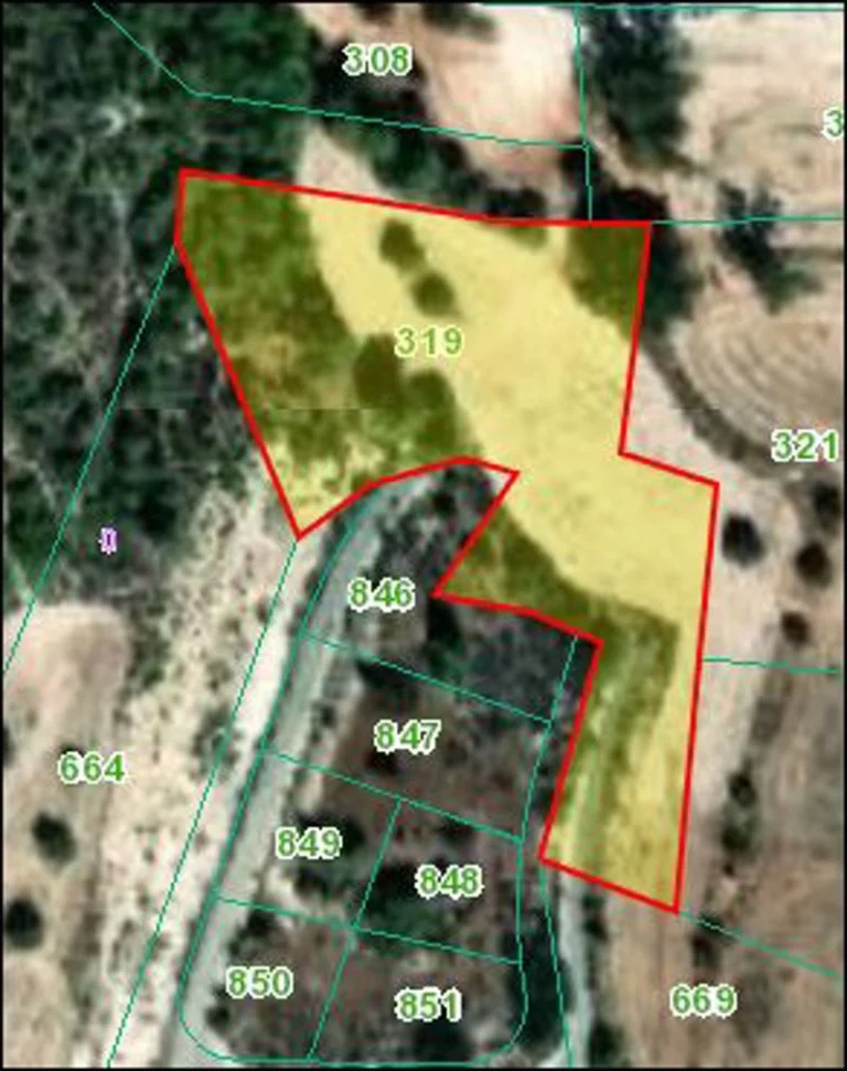 5,352m² Land for Sale in Alethriko, Larnaca District