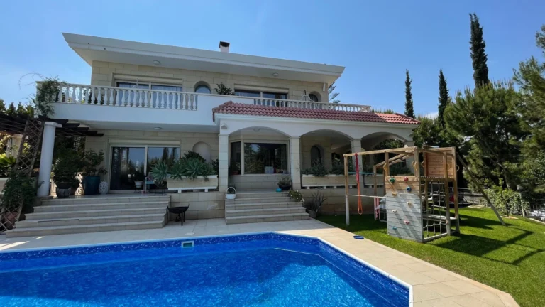 5 Bedroom House for Sale in Agios Tychonas, Limassol District