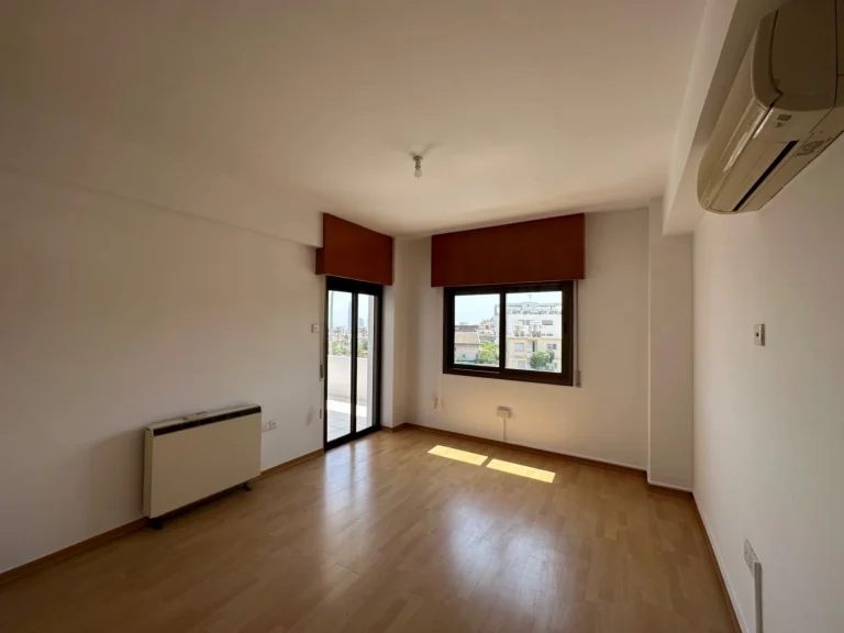 3 Bedroom Apartment for Sale in Limassol – Mesa Geitonia