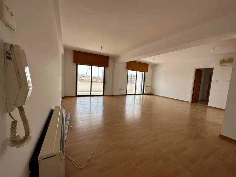 3 Bedroom Apartment for Sale in Limassol – Mesa Geitonia