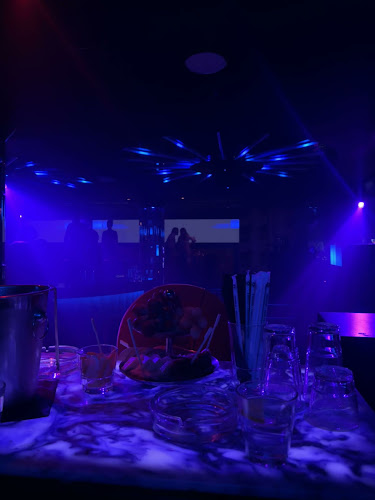 VIP Room Gold