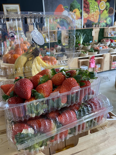 Farmhouse Mini Market