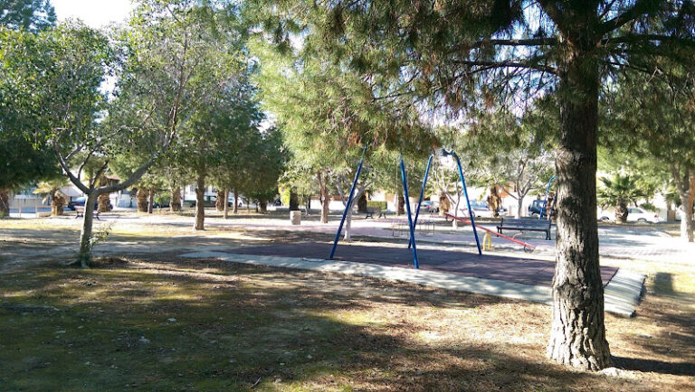 PARK MAGGELANOU