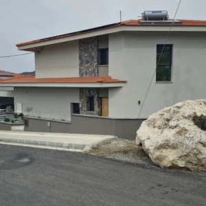 3 Bedroom House for Sale in Parekklisia, Limassol District