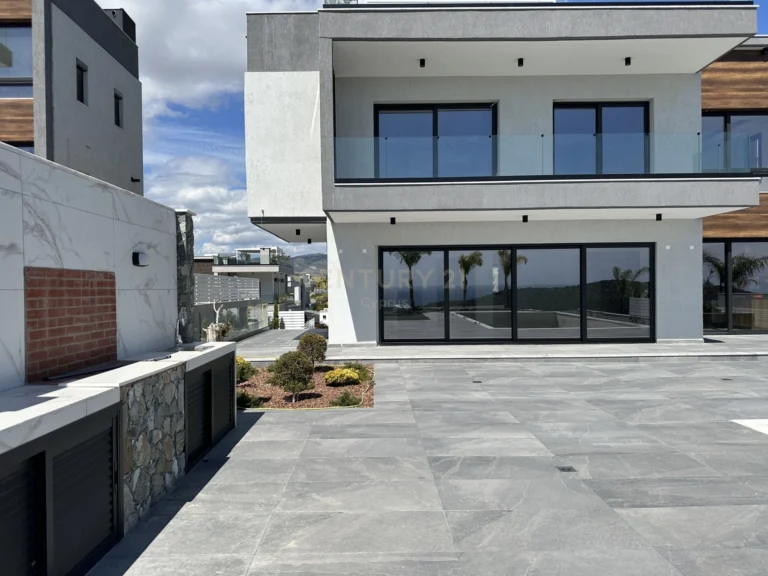 4 Bedroom House for Sale in Parekklisia, Limassol District