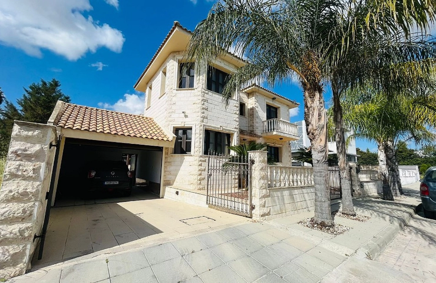 5 Bedroom House for Sale in Larnaca District