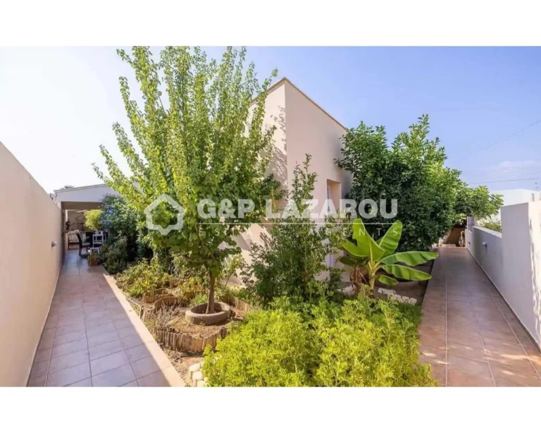4 Bedroom House for Sale in Ilioupoli, Nicosia District