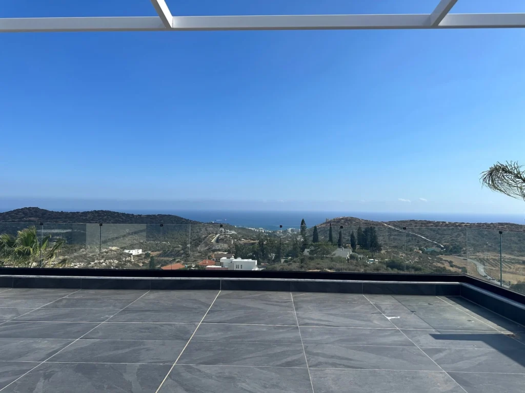 6+ Bedroom House for Rent in Parekklisia, Limassol District
