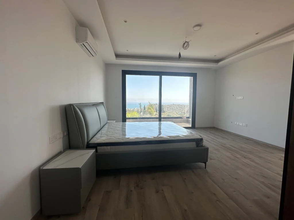 6+ Bedroom House for Rent in Parekklisia, Limassol District