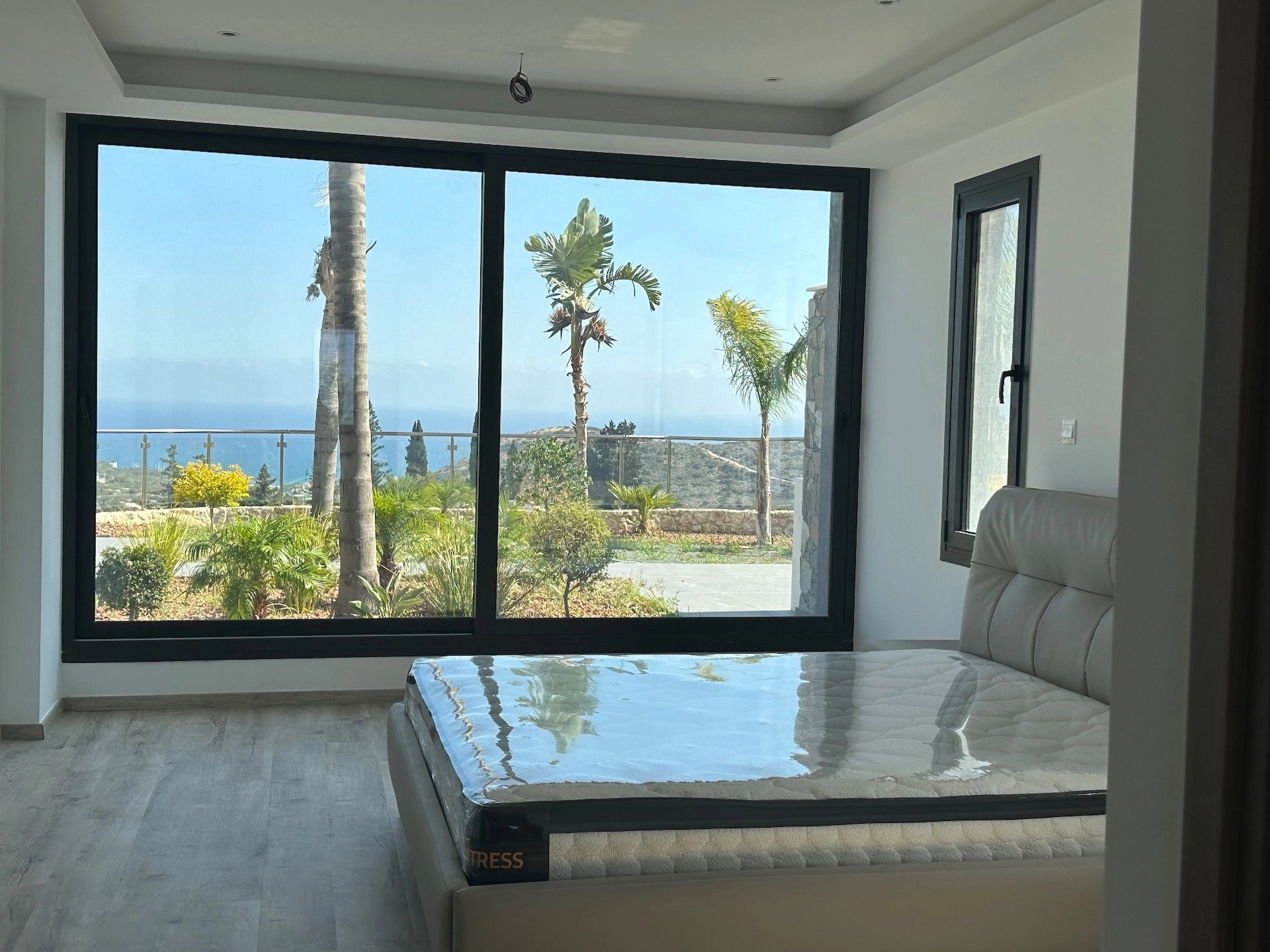 6+ Bedroom House for Rent in Parekklisia, Limassol District