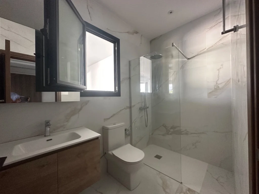 6+ Bedroom House for Rent in Parekklisia, Limassol District
