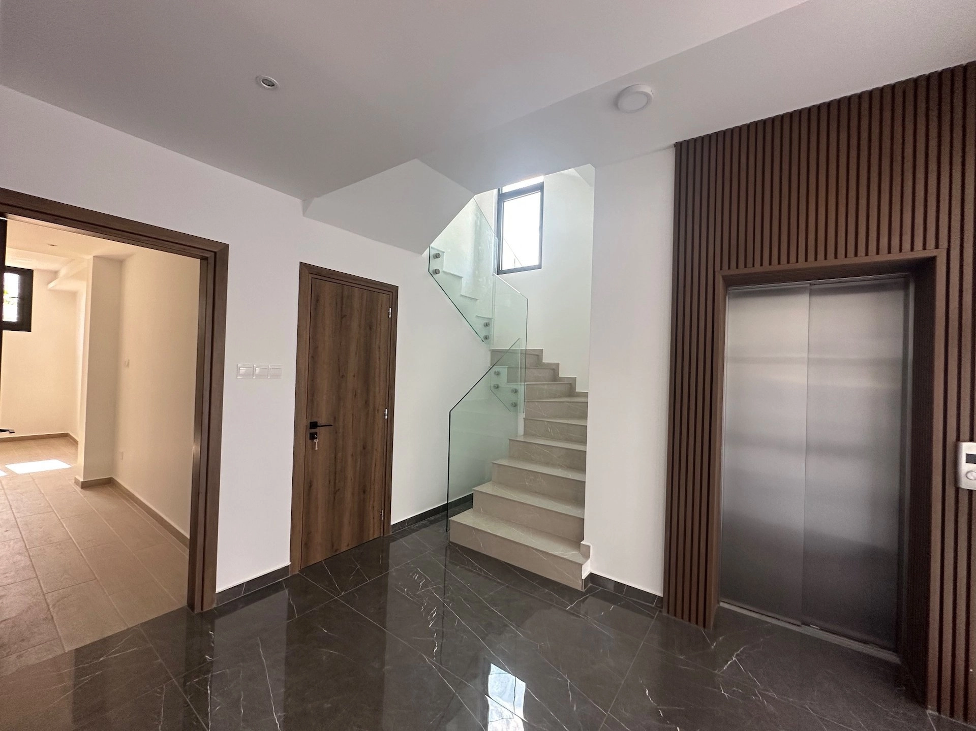 6+ Bedroom House for Rent in Parekklisia, Limassol District