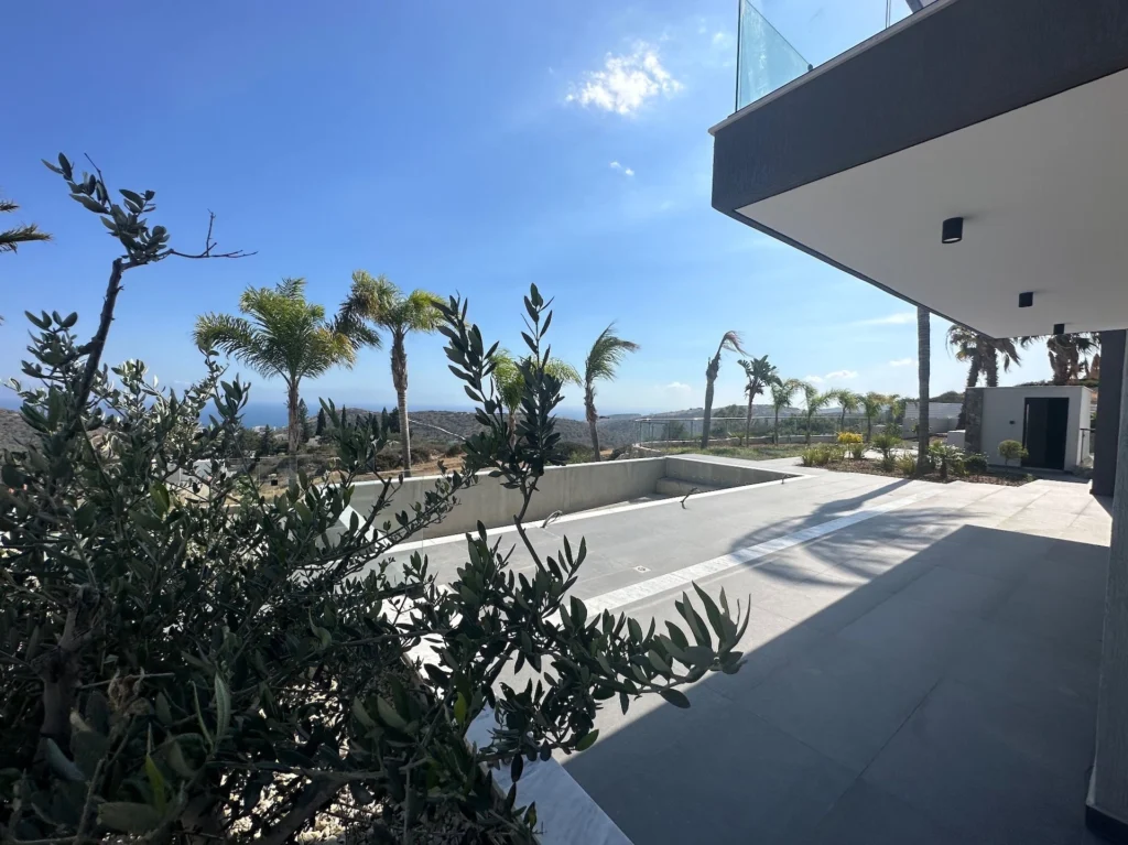 6+ Bedroom House for Rent in Parekklisia, Limassol District