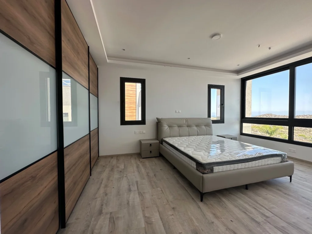 4 Bedroom House for Rent in Parekklisia, Limassol District