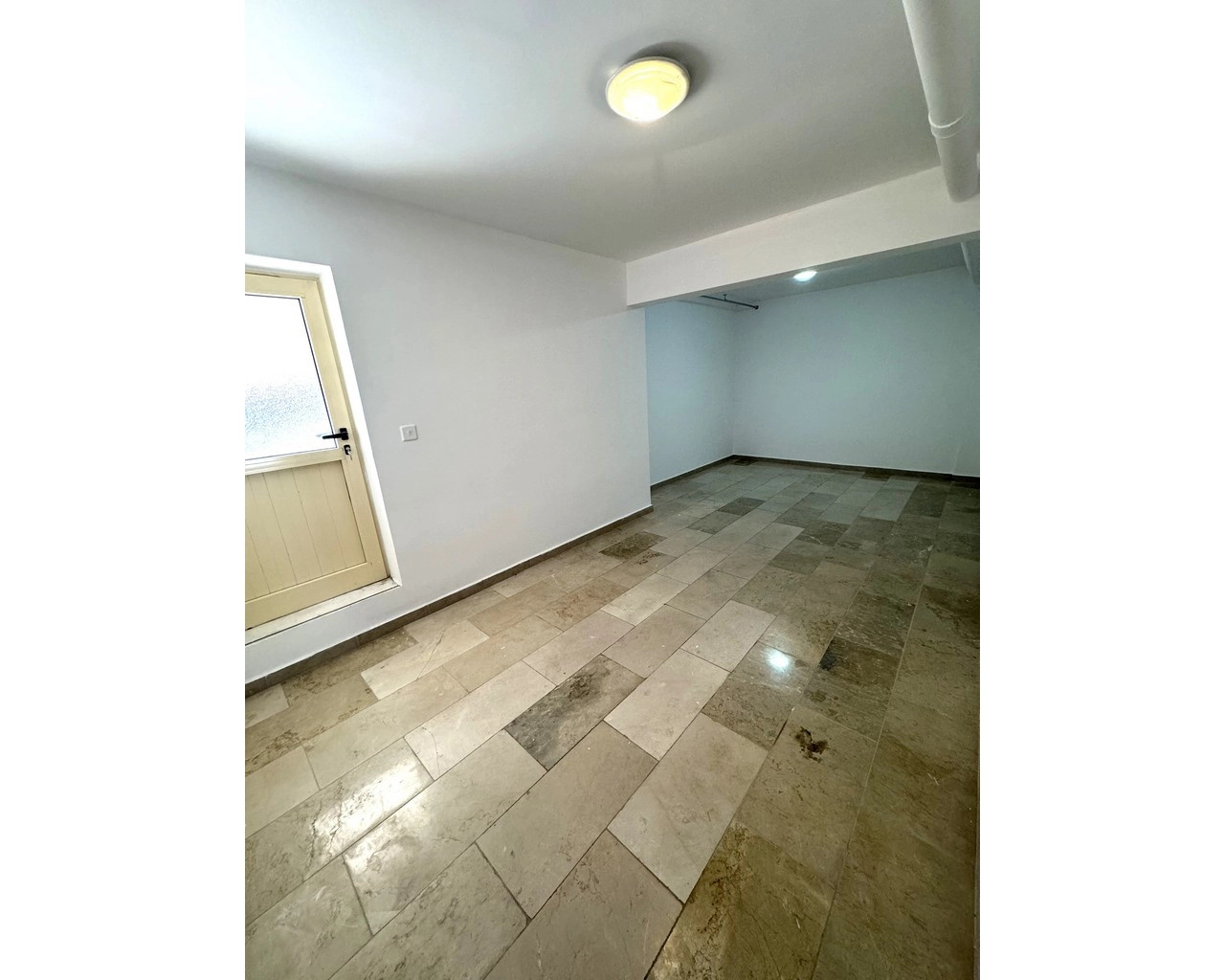 2 Bedroom Apartment for Sale in Germasogeia, Limassol District