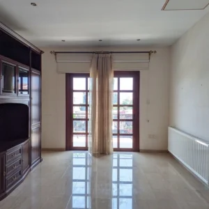 4 Bedroom House for Sale in Oroklini, Larnaca District